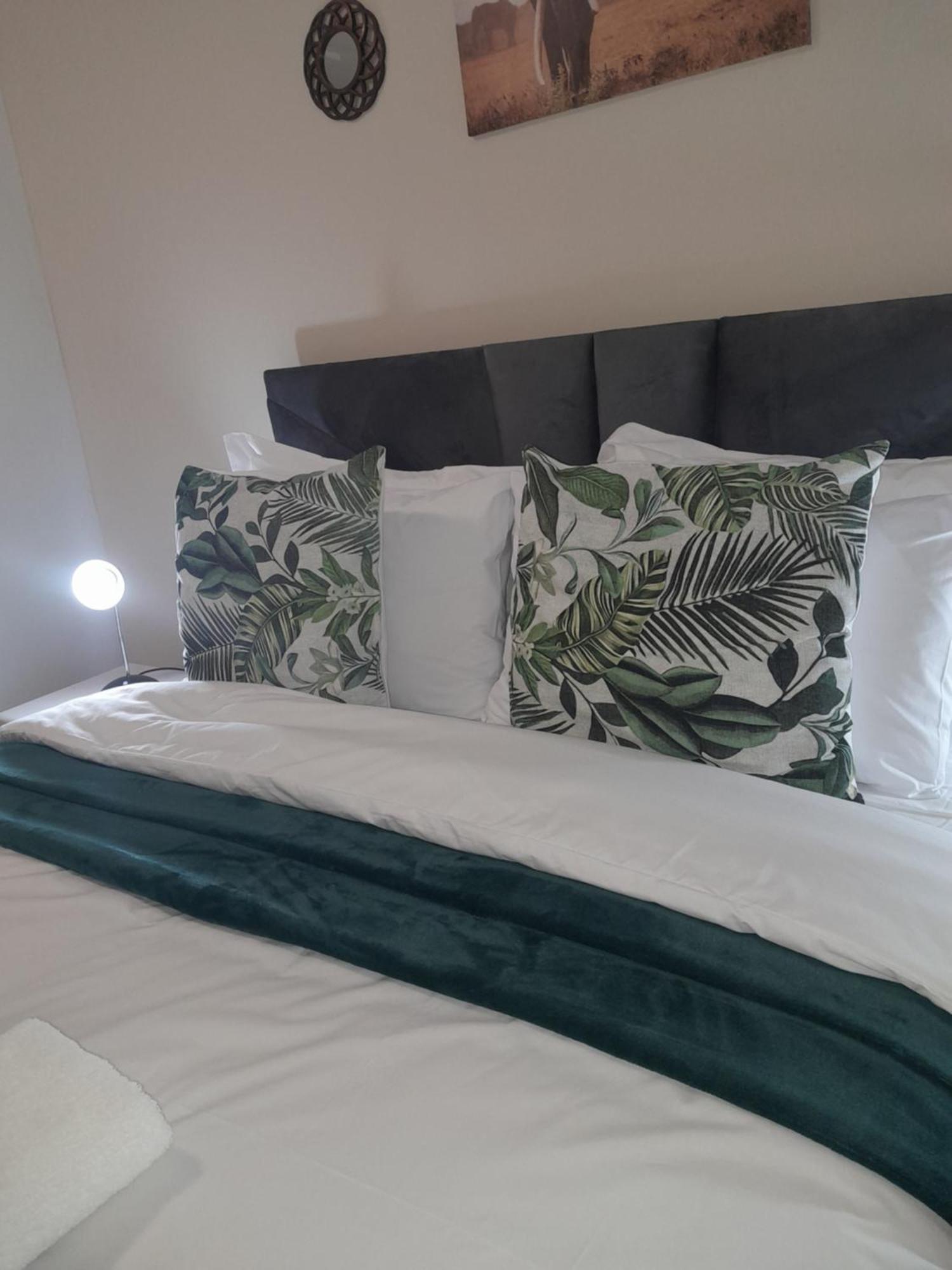 Cleo's Corner Apartment